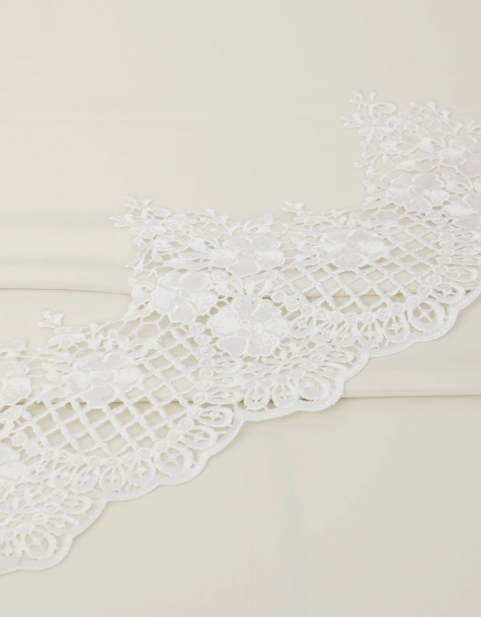 Border Lace Evelina Mix & Match - Off White + Satin Off White Border Lace Evelina Mix & Match - Off White + Satin Off White