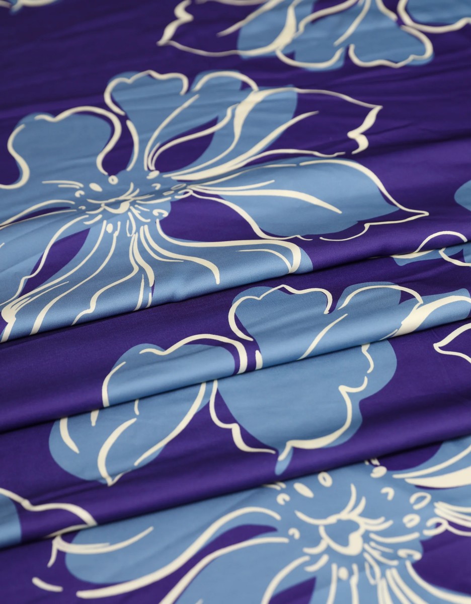 Liora Silky - Navy Blue Liora Silky - Navy Blue